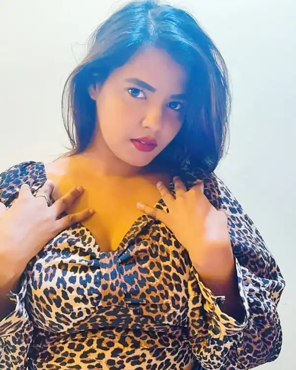 Sakshi vip call girls in Aurangabad